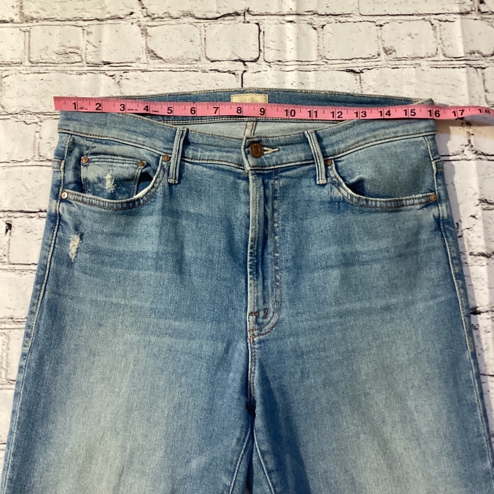 Mother The Insider Crop Step Fray Jeans Thrilling Shots Blue Distressed Size 31 - Picture 3 of 8